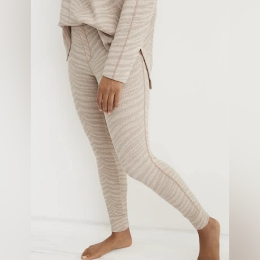 Aerie Waffle Joggers. NWT. Size Large